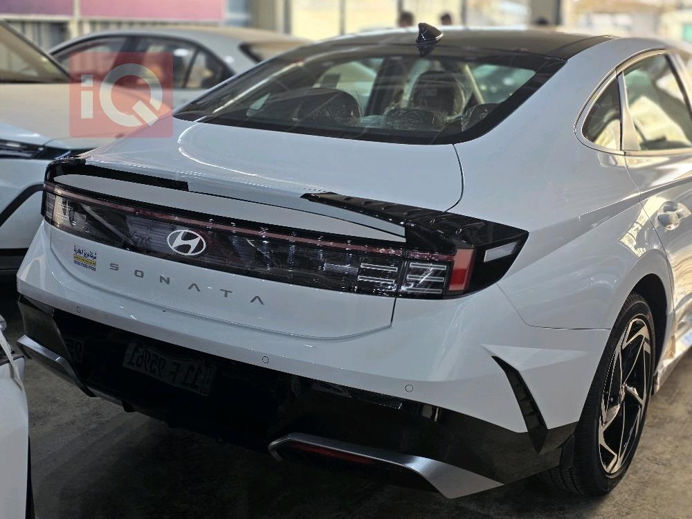 هیۆندای سۆناتا